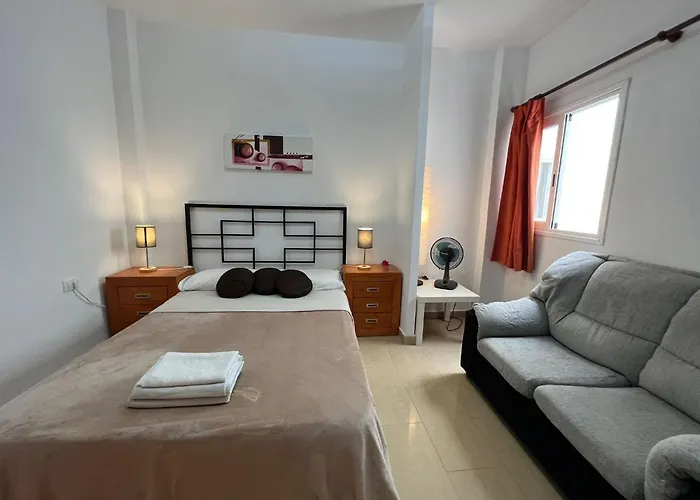 Alcamar Alquiler De Habitacion Privadas Con Bano Compartido Y Areas Comunes